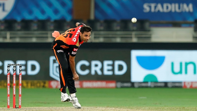 SRH পার্পল ক্যাপ বিজয়ী ভুবনেশ্বর কুমার