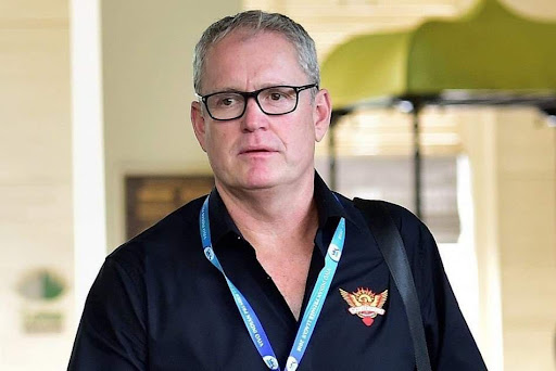 Sri Lanka releasing expensive Tom Moody